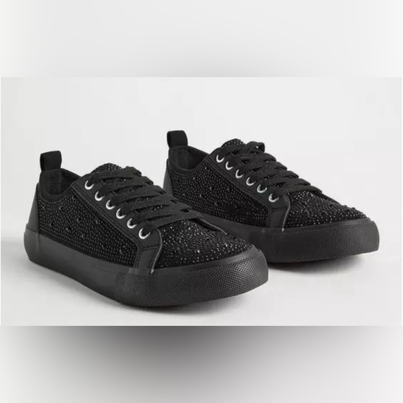 NWOT Torrid Embellished Lace-Up Sneaker - Picture 1 of 9